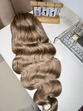 Toffee Luxe Body Wave wig, 26-inch, HD lace, 200% density.
